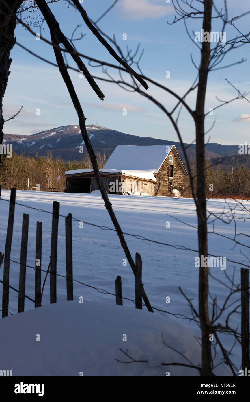 New hampshire winter snow scenic hi-res stock photography and images ...