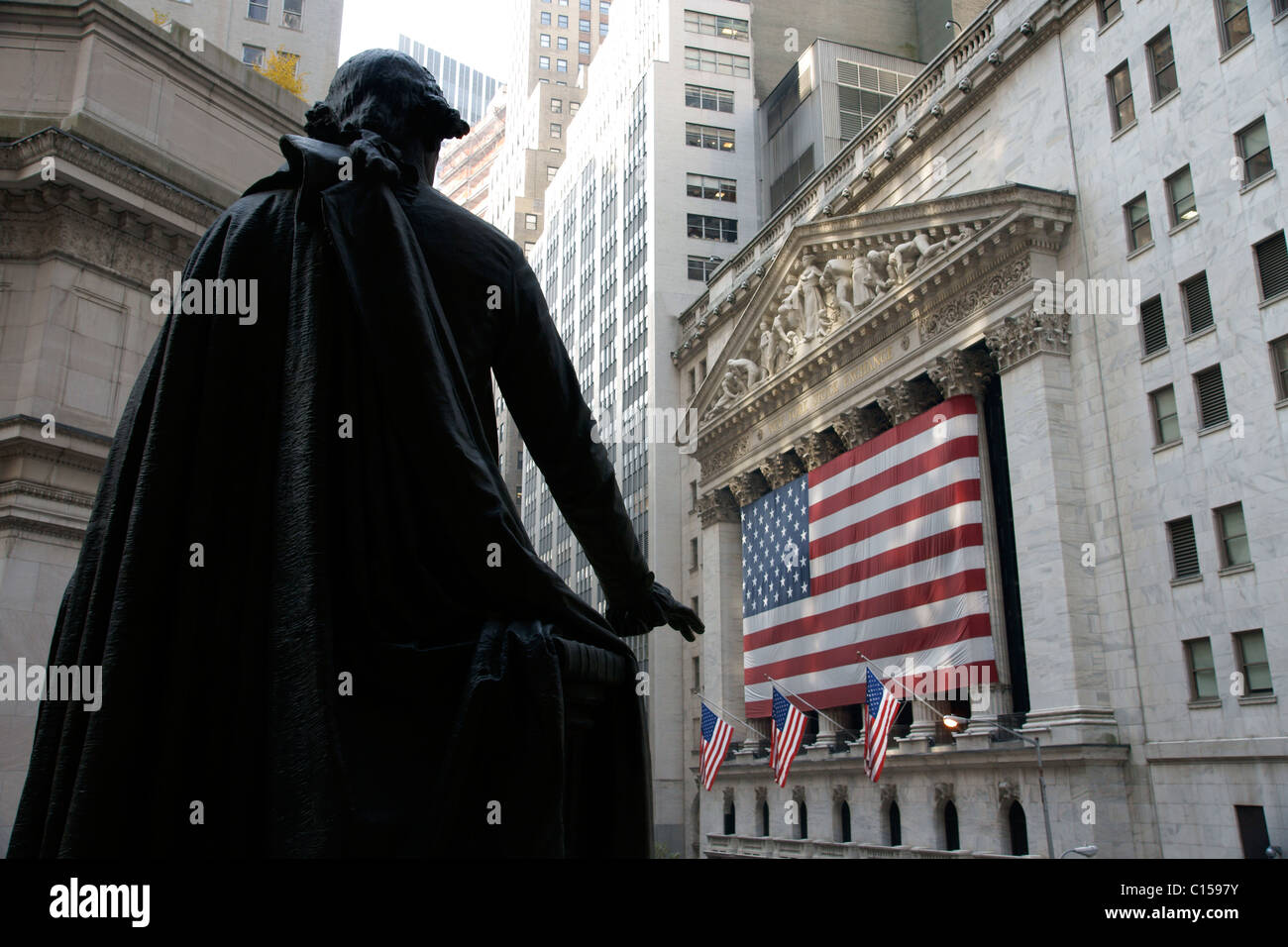 George Washington Statue outside New York Stock Exchange on Wall Street Stock Photo