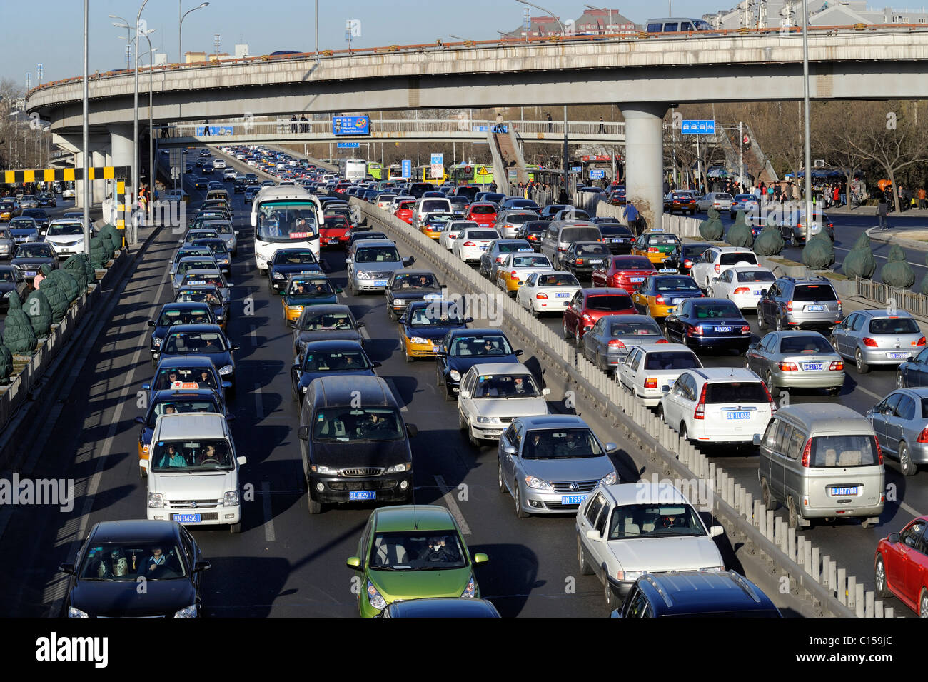 Congested traffic on Beijing motorway, China. 09-Mar-2011 Stock Photo