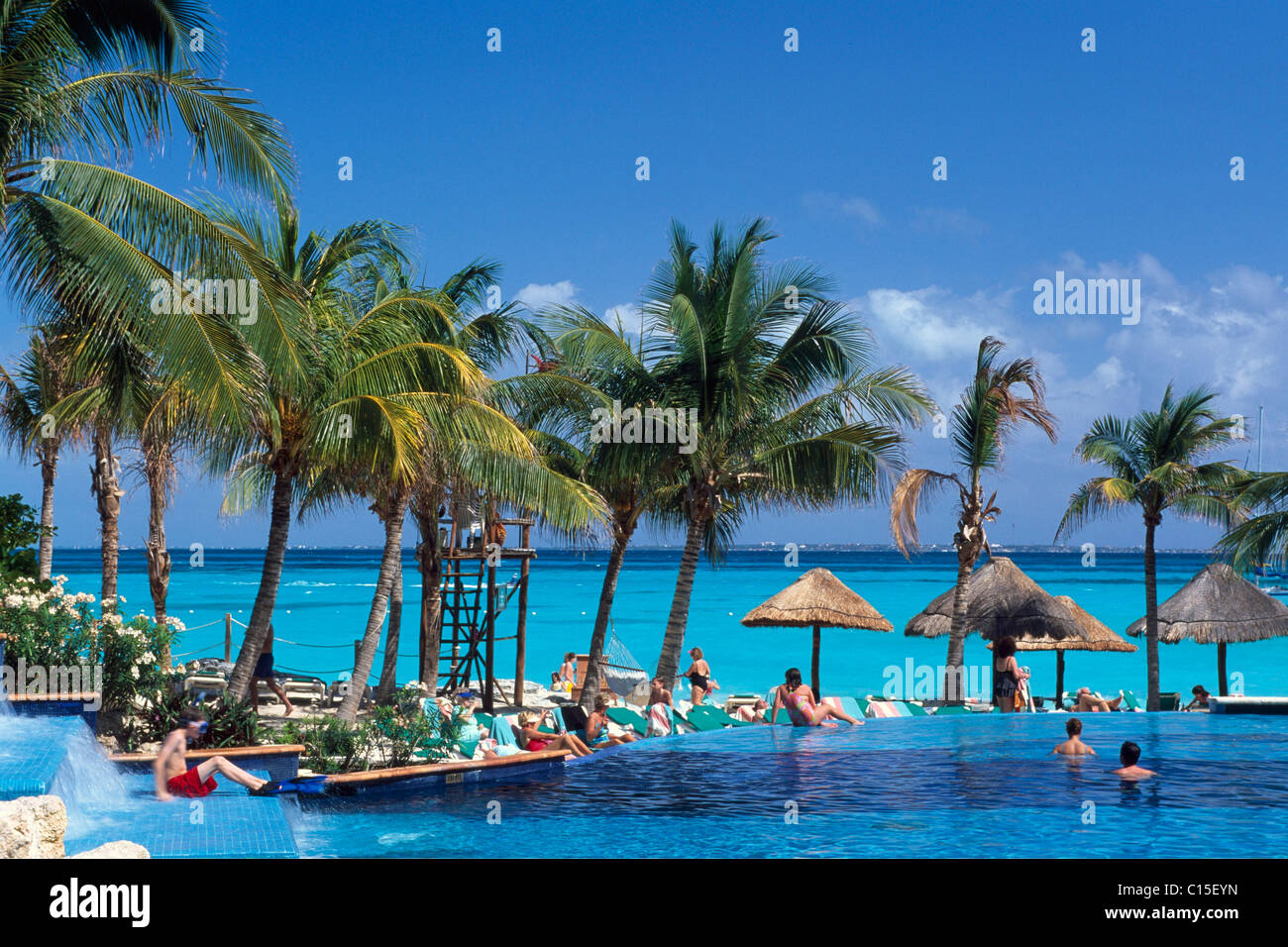 Riu Hotel and beach, Cancun, Riviera Maya, Mayan Riviera, Yucatan, Mexico Stock Photo
