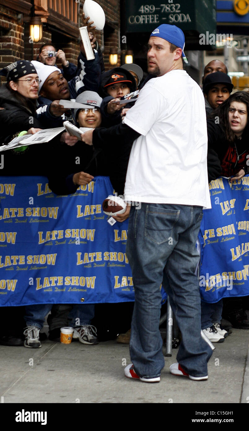 Ben Roethlisberger outside the Ed Sullivan Theater for The David Letterman  Show. New York City, USA - 02.02.09 Stock Photo - Alamy