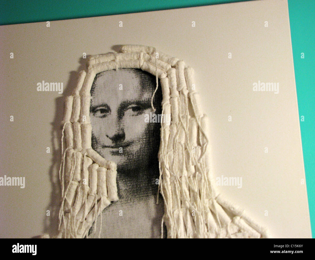 TAMPON MONA LISA Artist Dave Morice has recreated Leonardo Da Vinci's most  famous work of art, The Mona Lisa - made entirely Stock Photo - Alamy