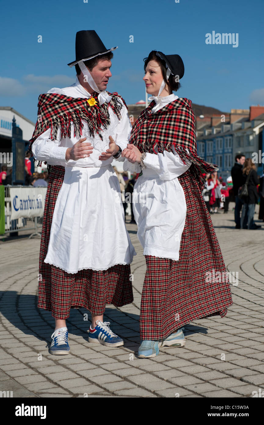 Traditional welsh costume hi-res stock photography and images - Alamy