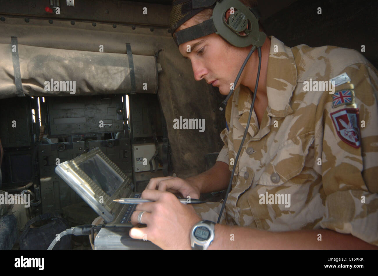 British solder hi-res stock photography and images - Alamy