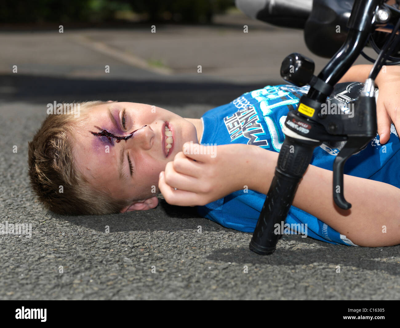 boy cycle