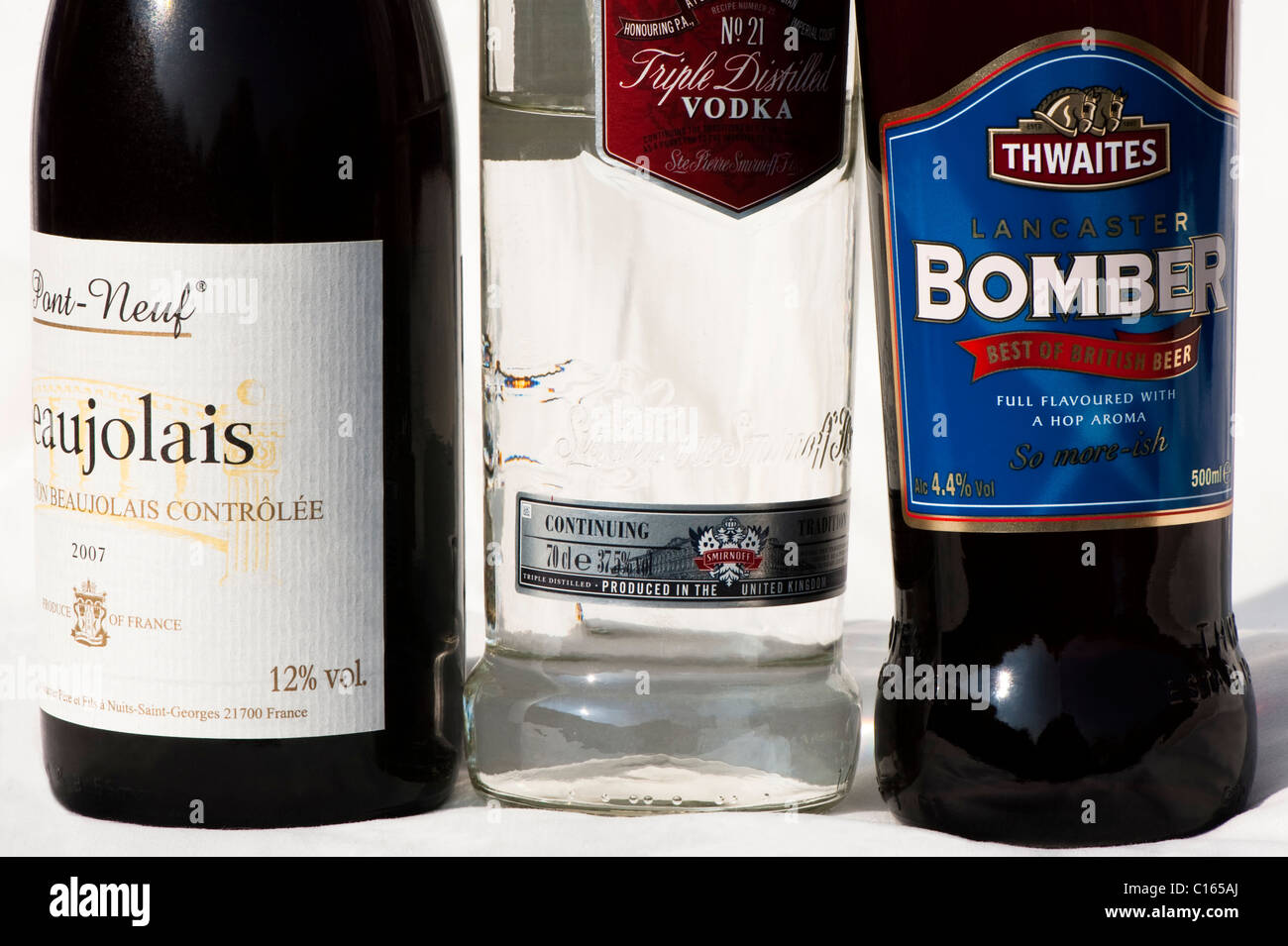 Alcohol bottle label contents hires stock photography and images Alamy