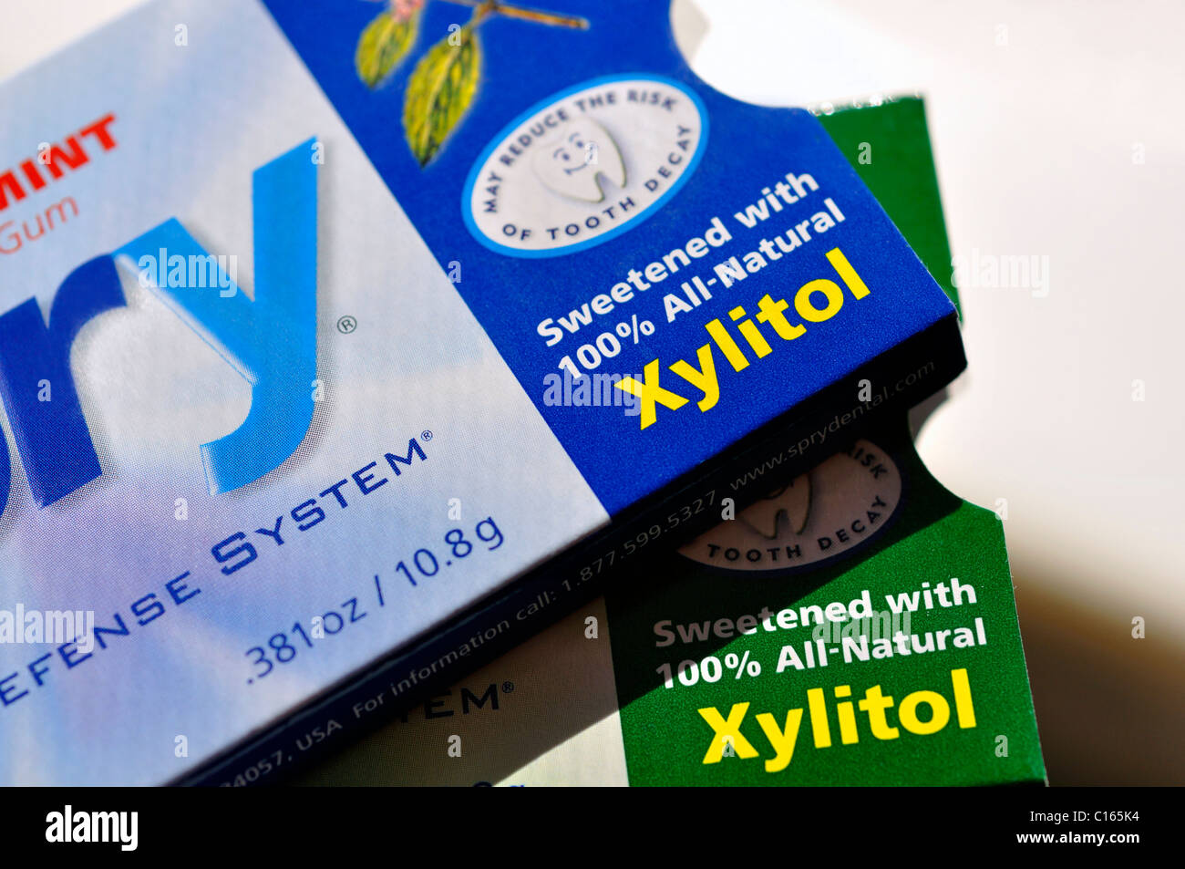 Xylitol natural sweetener and chewing gum ingredient Stock Photo Alamy