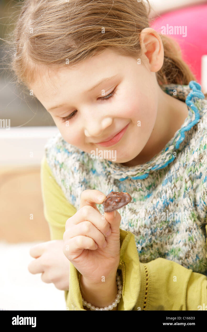Eight year old girl hi-res stock photography and images - Alamy