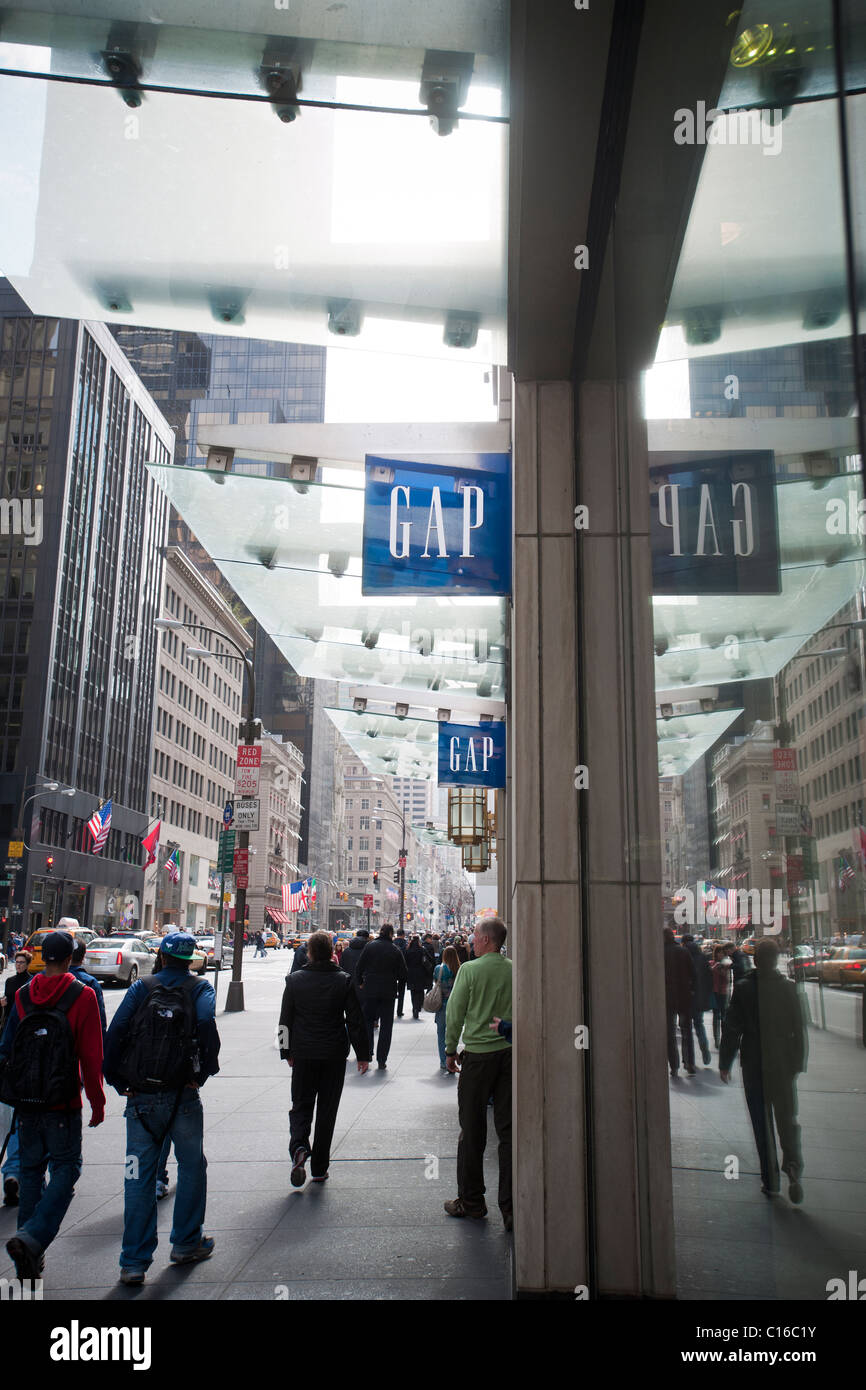 gap stores in manhattan