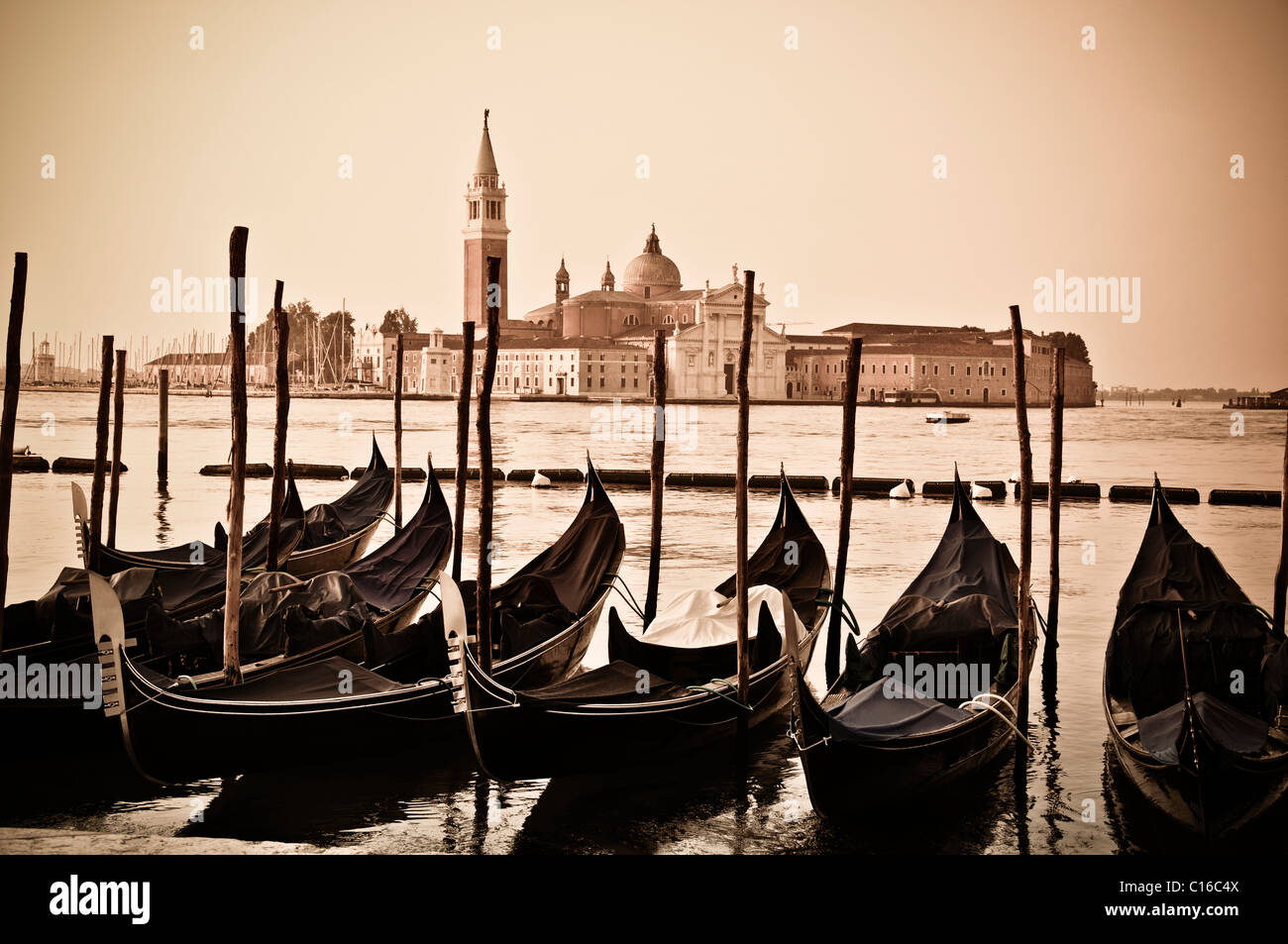Tour a piedi di Venezia e giro in gondola | Vox City