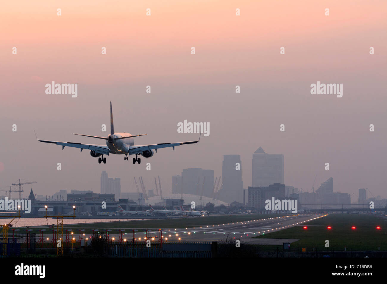 Airbus A318 Landing - London City Airport - Docklands Stock Photo