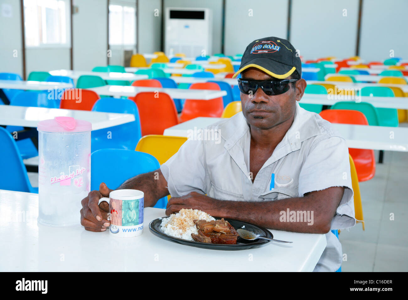 Dark skinned chinese man hi-res stock photography and images - Alamy