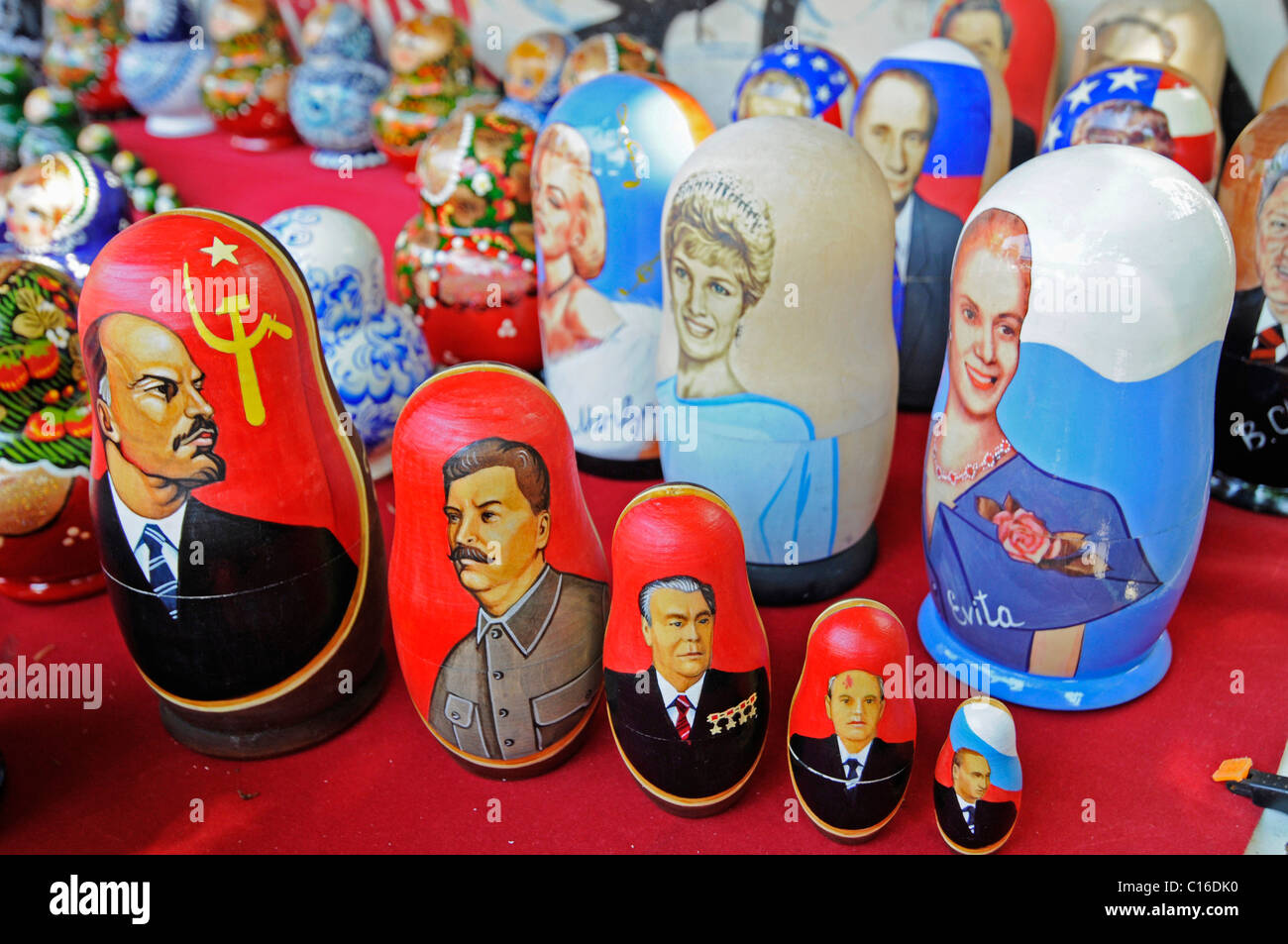 Russian dolls, celebrities, presidents, queens, weekly market, flea