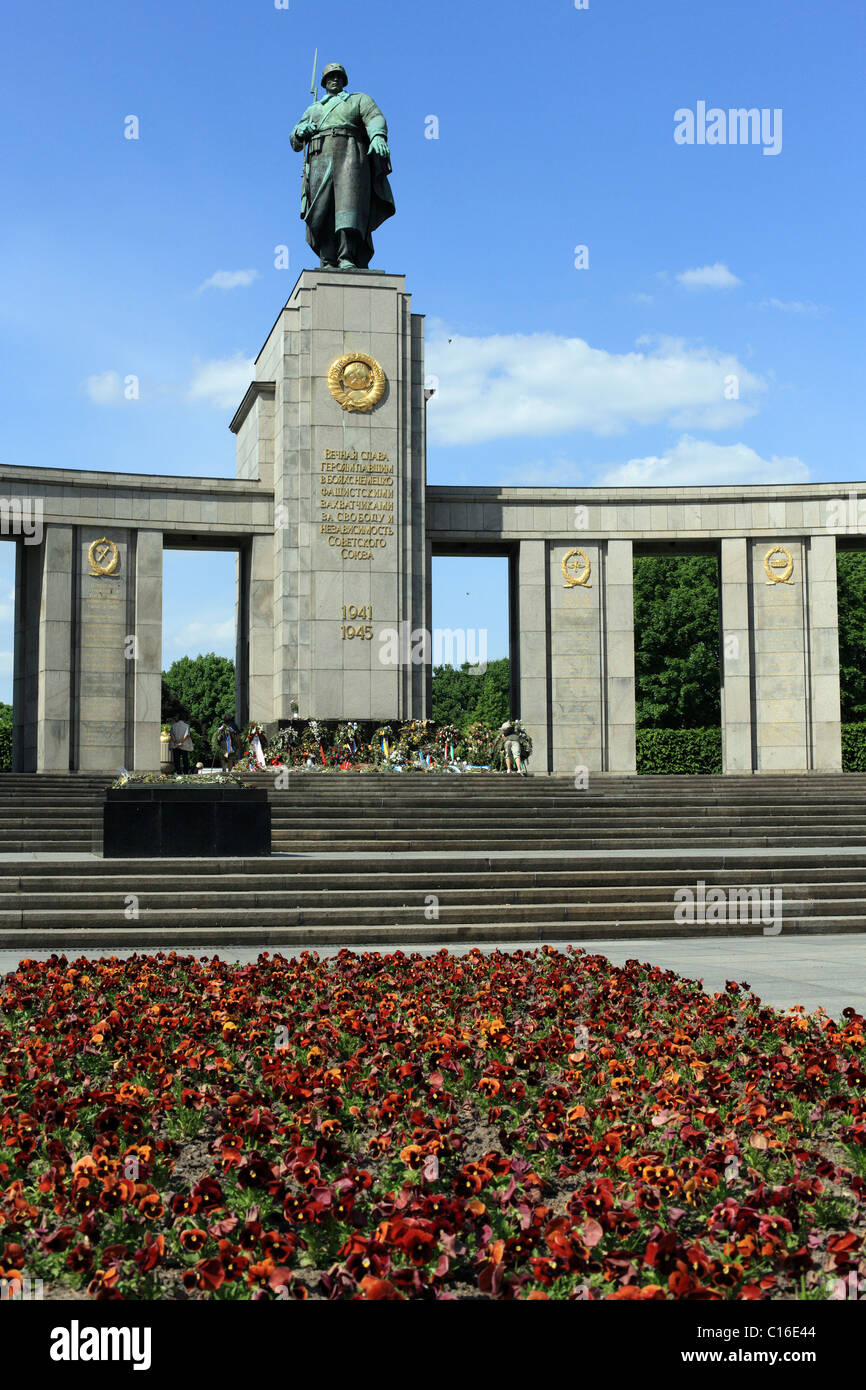 Soviet War Memorial on 17. June in Berlin, Germany, Europe Stock Photo