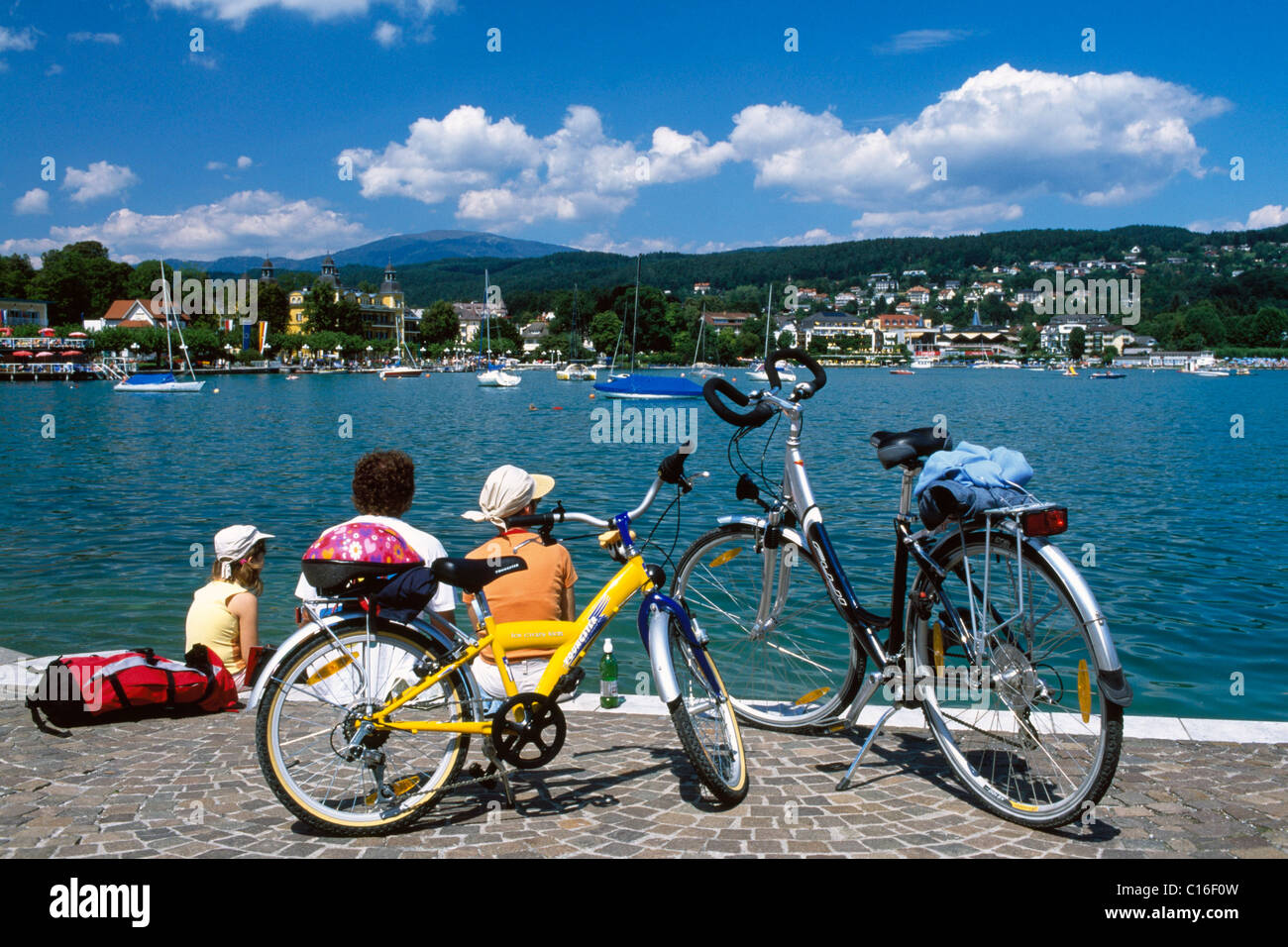 Cyclists in Velden, Woerthersee Lake, Carinthia, Austria, Europe Stock Photo