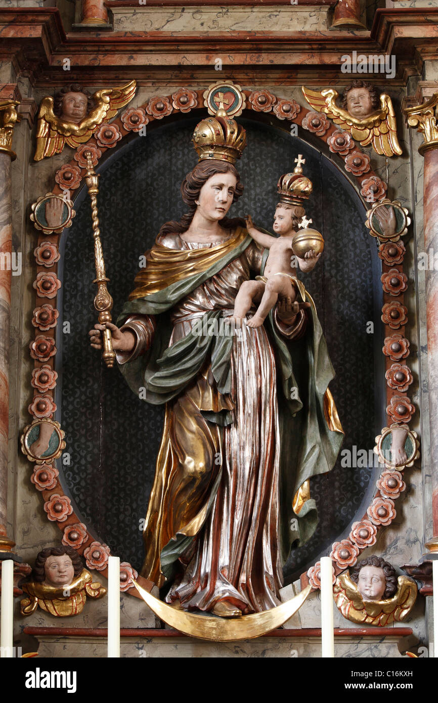 Madonna in the left side altar of St John's Parish Church in Brendlorenzen, Neustadt a. d. Saale town, Rhoen-Grabfeld Stock Photo