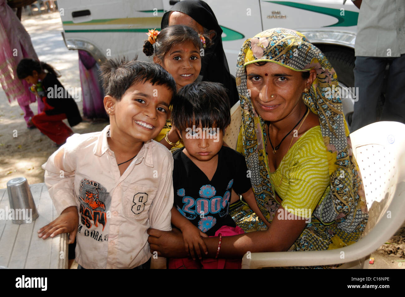 Indian family, street restaurant near Udaipur, Rajasthan, North India, Asia Stock Photo