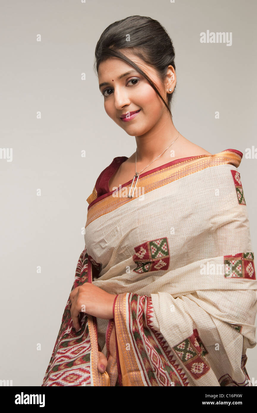 Portrait of a woman in a sari Stock Photo - Alamy