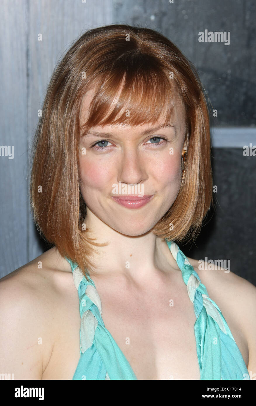 Laura Waddell's Instagram, Twitter & Facebook on IDCrawl