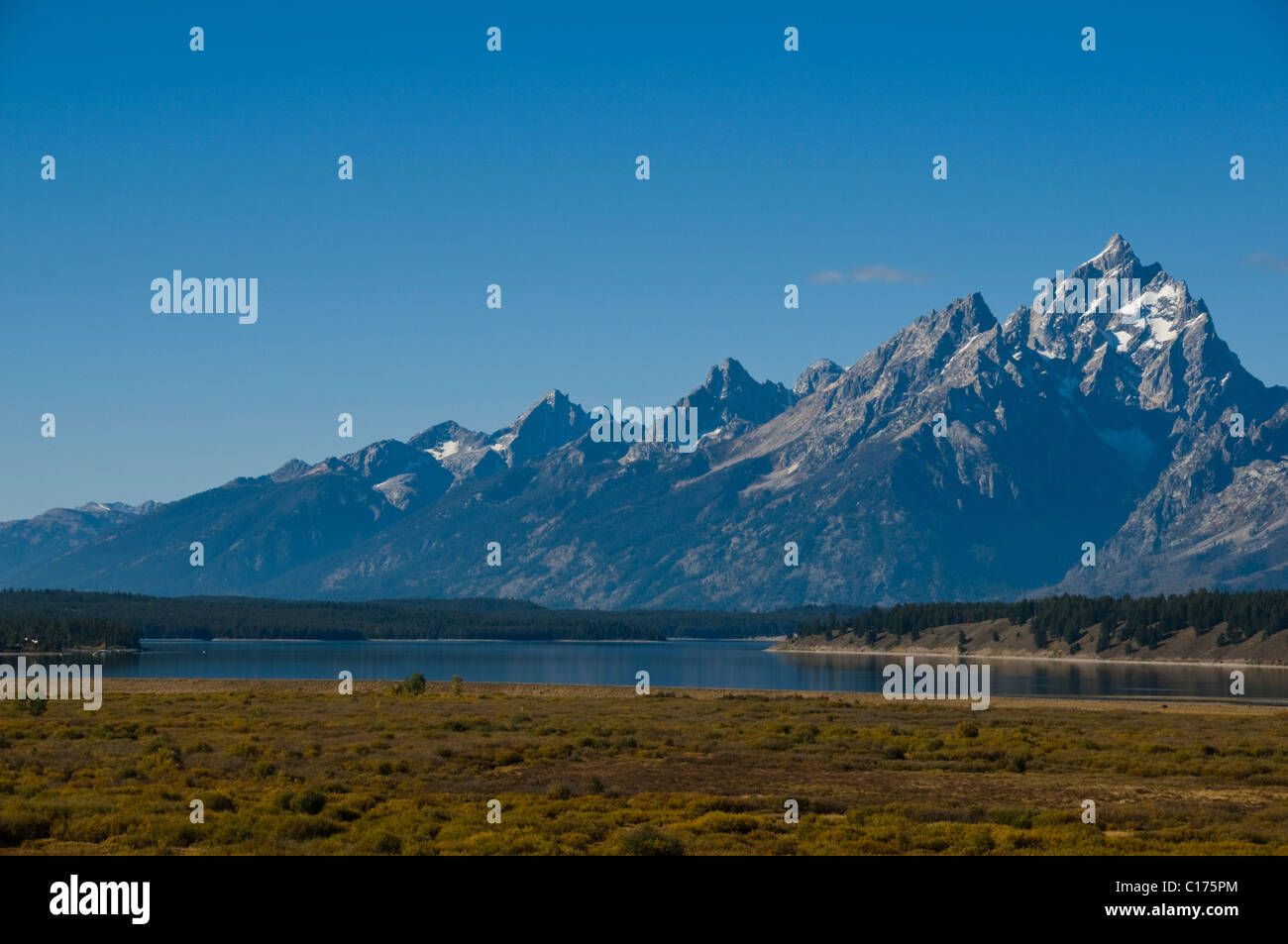 Jackson lake lodge hires stock photography and images Alamy