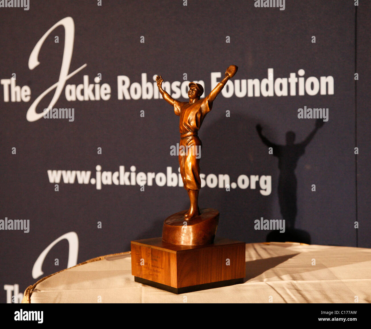 Jackie robinson award hi-res stock photography and images - Alamy