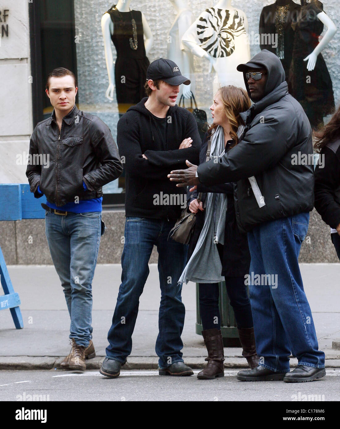 Leighton Meester And Chace Crawford leighton-meester-and-chace-crawford