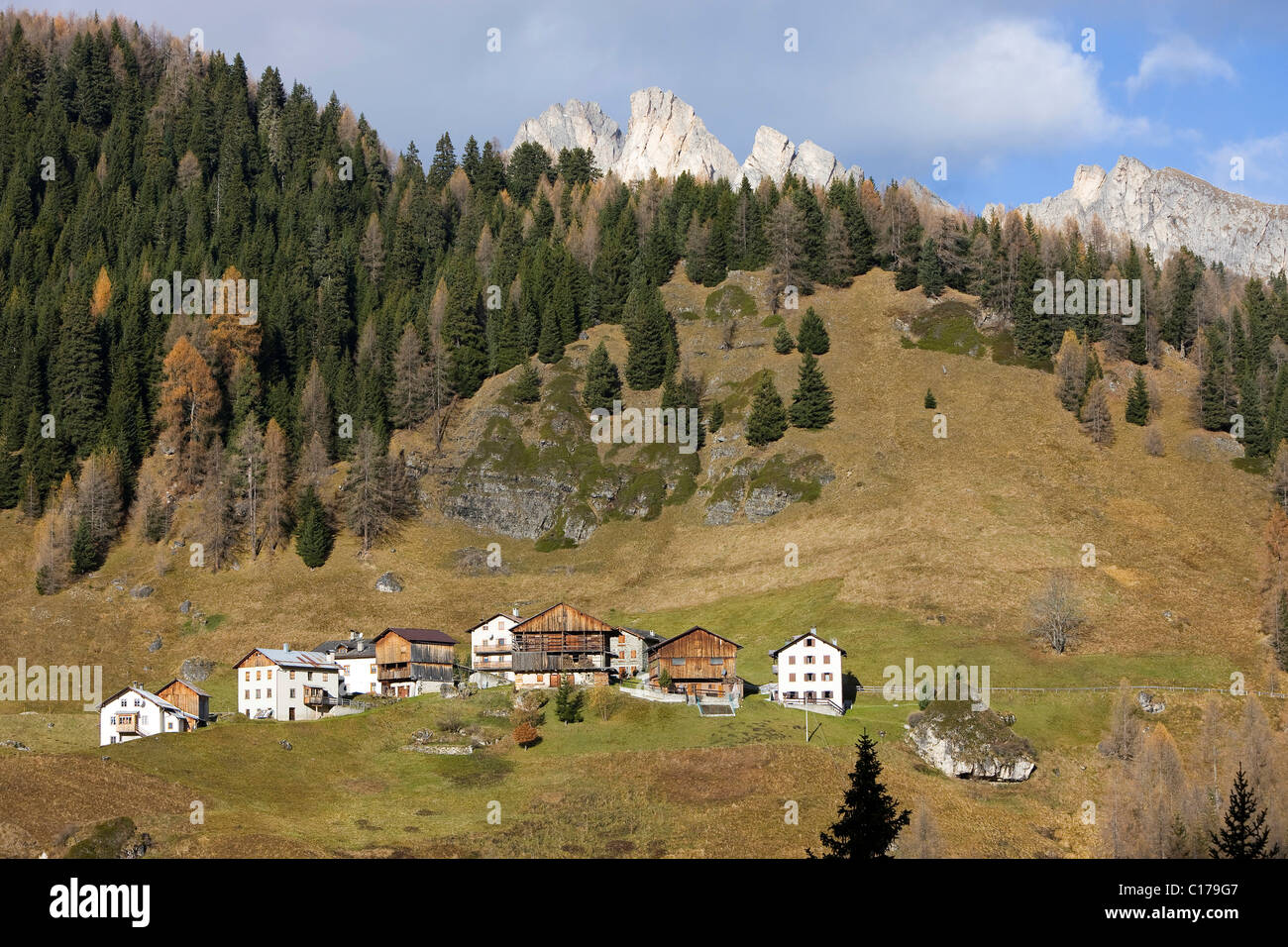 Old village near Andraz Castle, Castello Andraz, Buchenstein Castle, Castello Buchenstein, Belluno, Italy, Europe Stock Photo