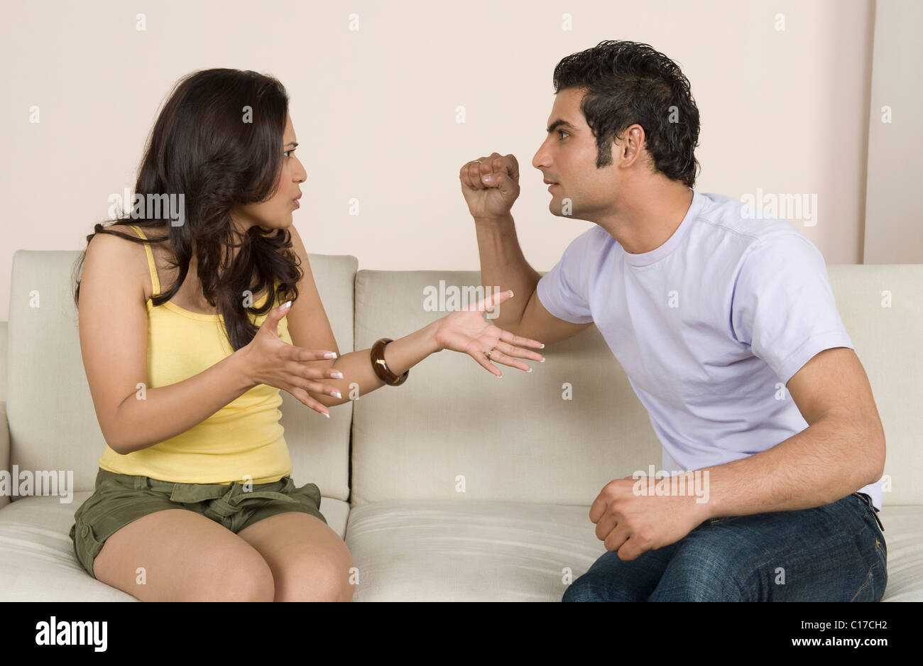 любящий тиран. 1. любящий тиран. тиран в отношениях. тираны отношения.