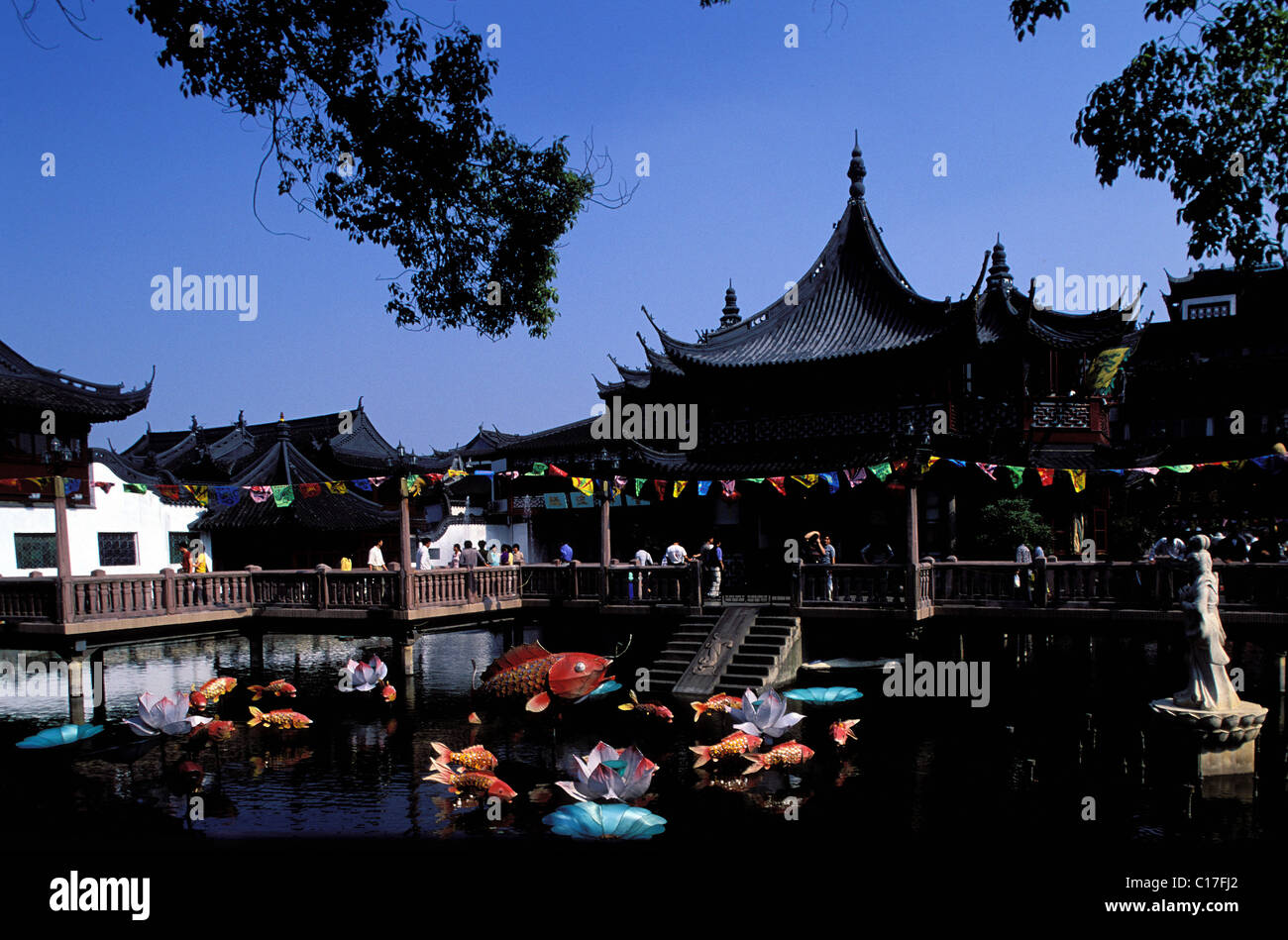 China, Shanghai, Yuyuan district Stock Photo Alamy