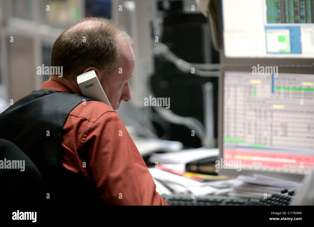 Stock broker on the trading floor of Stuttgart's stock exchange, Boerse Stuttgart AG, Baden-Wuerttemberg, Germany, Europe Stock Photo