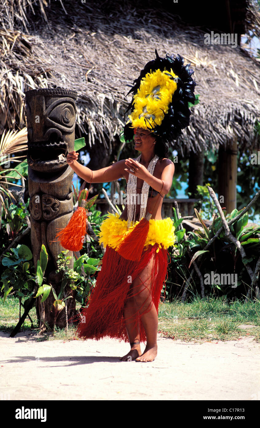 Image of Tahiti ti'a mai: Polynesian traditional costume for traditional  Tahitian dance
