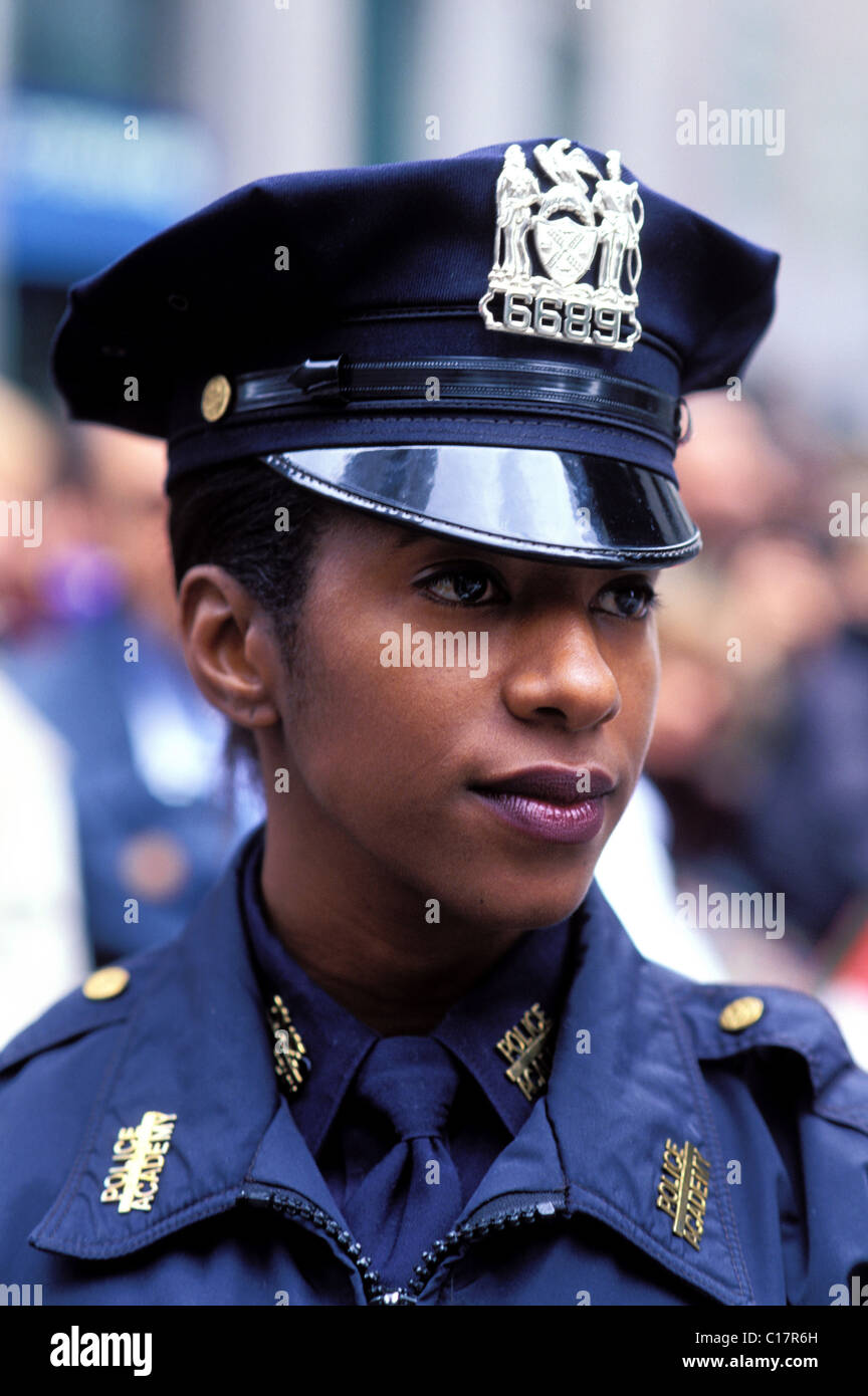 United States, New York City, Manhattan, Police Officer Tricia Braxton (no MR) Stock Photo