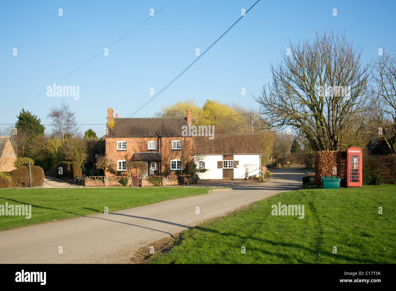 Upper quinton hires stock photography and images Alamy