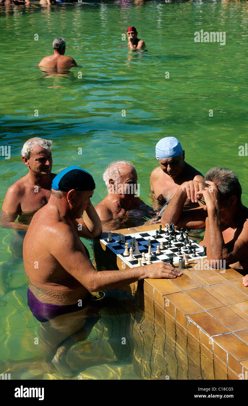 Hungary, Budapest, Chess players of in the famous thermal baths of Szechenyi of Pest Stock Photo