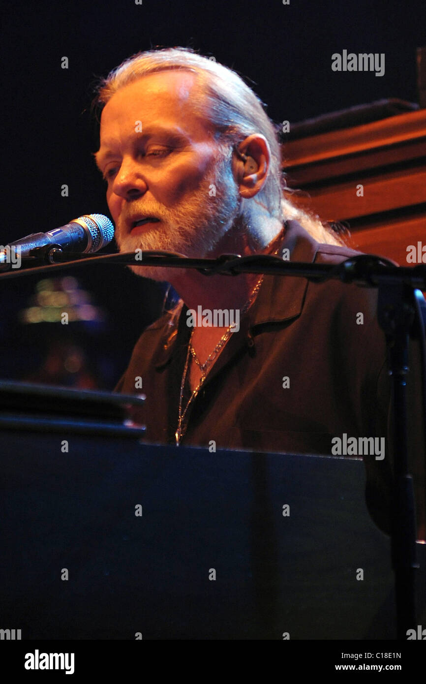 Gregg allman concert hi-res stock photography and images - Alamy