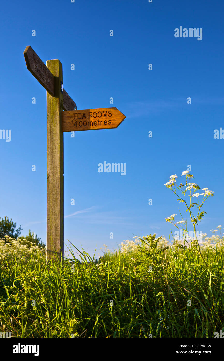 Wooden Tea Room Signpost near Port Mulgrave, North Yorkshire Stock Photo