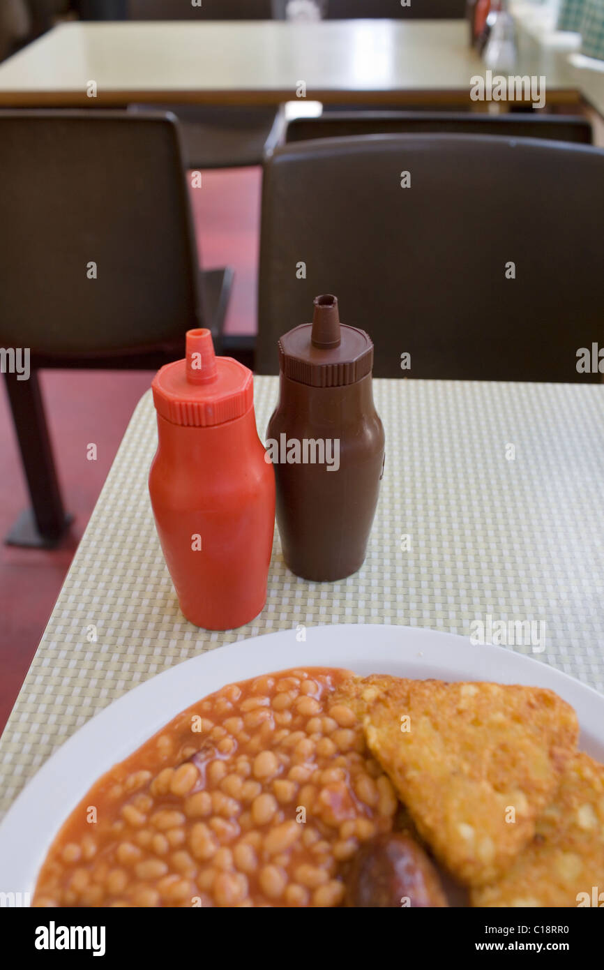 The Regency Cafe in Pimlico is a traditional 'Greasy Spoon' cafe serving breakfasts since 1949. Stock Photo