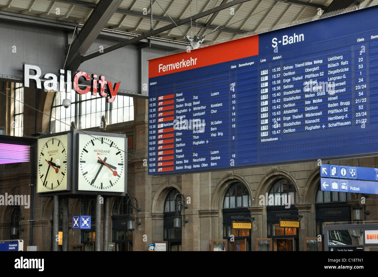 Zurich railway station information board and clock, Switzerland, Europe  Stock Photo - Alamy