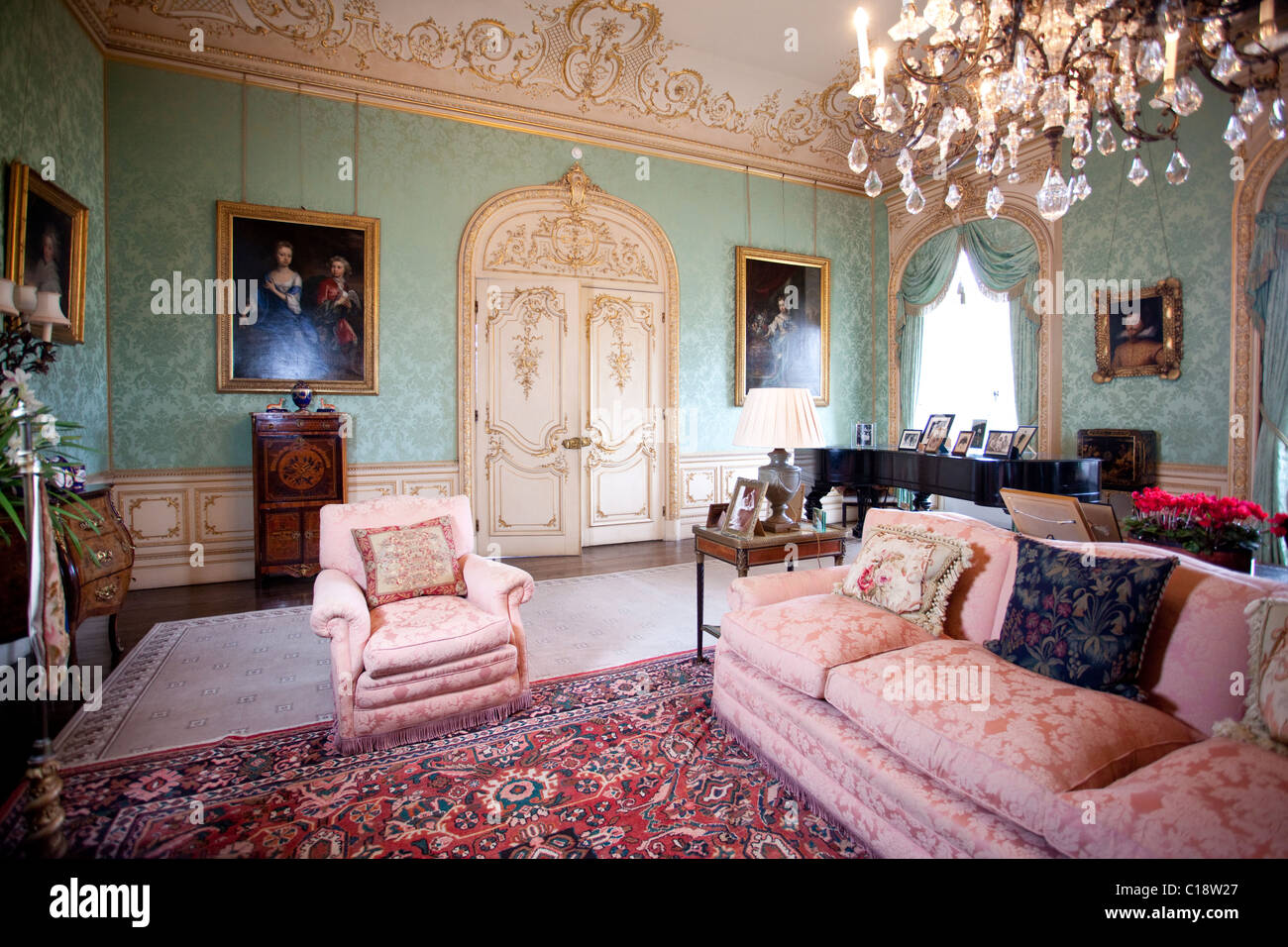 The Drawing Room at Highclere Castle, Newbury, Berkshire, England, UK. Photo:Jeff Gilbert Stock Photo