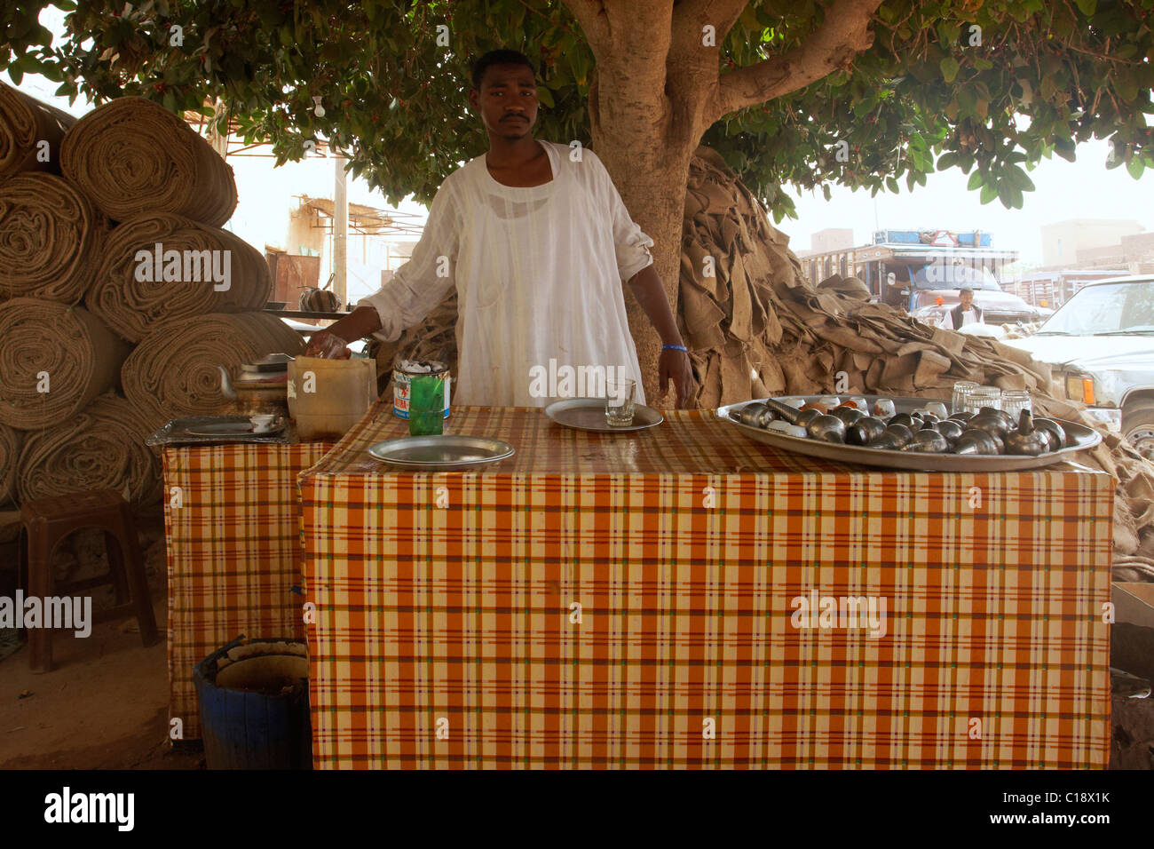 Street coffee vendor hi-res stock photography and images - Page 2 - Alamy