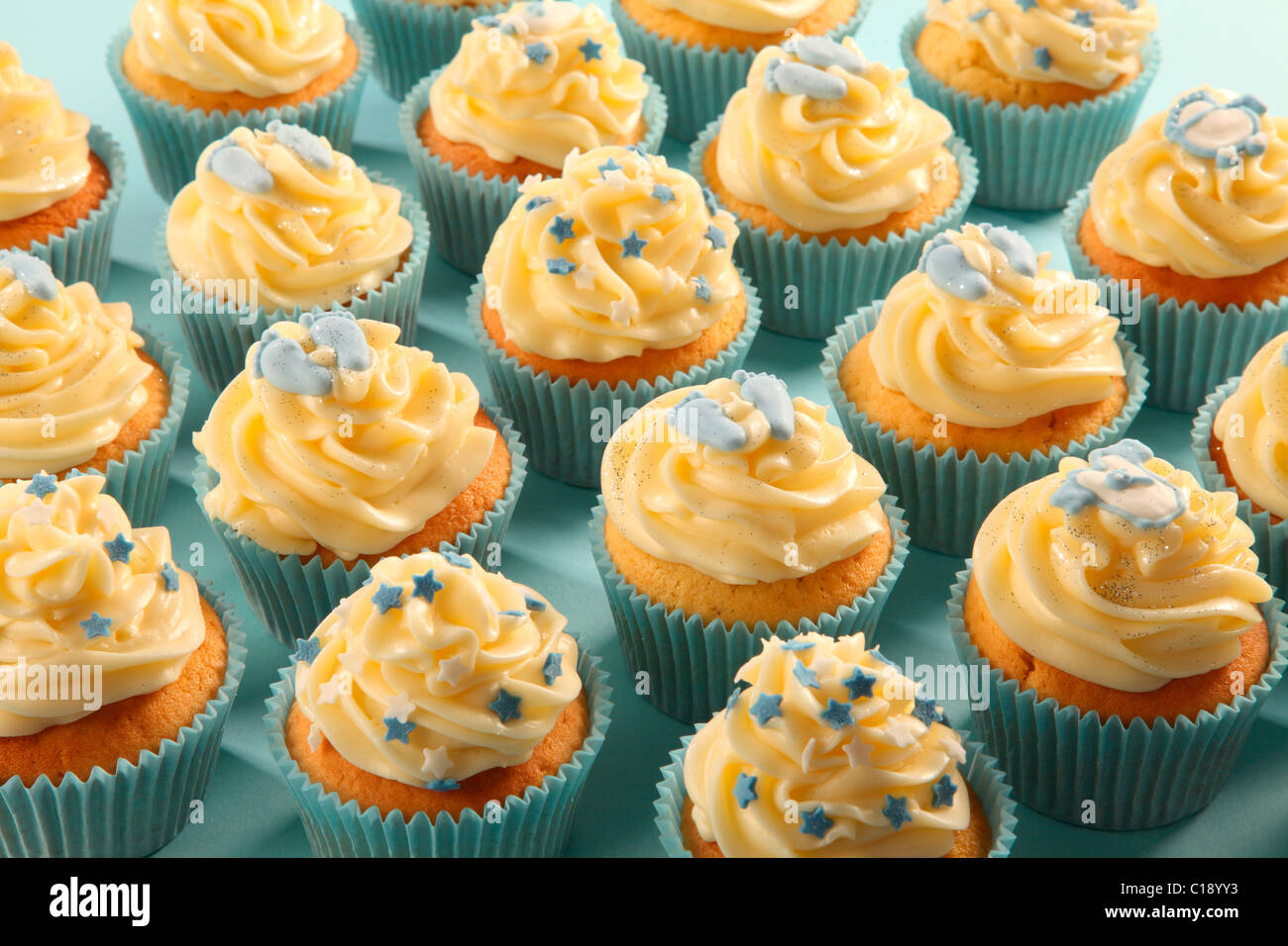 Buttercream Cakes Stock Photos Buttercream Cakes Stock Images Alamy
