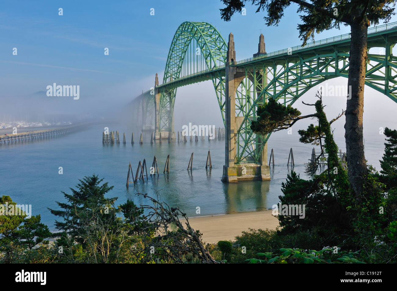 Yaquina Bay Bridge, old steel bridge, sight, Newport, Lincoln County, Oregon USA Stock Photo