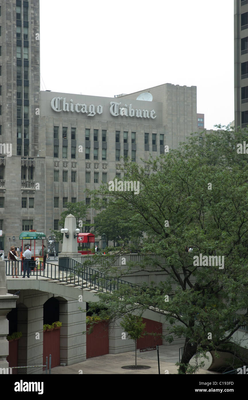Chicago Tribune Newspaper Downtown Chicago IL Stock Photo Alamy