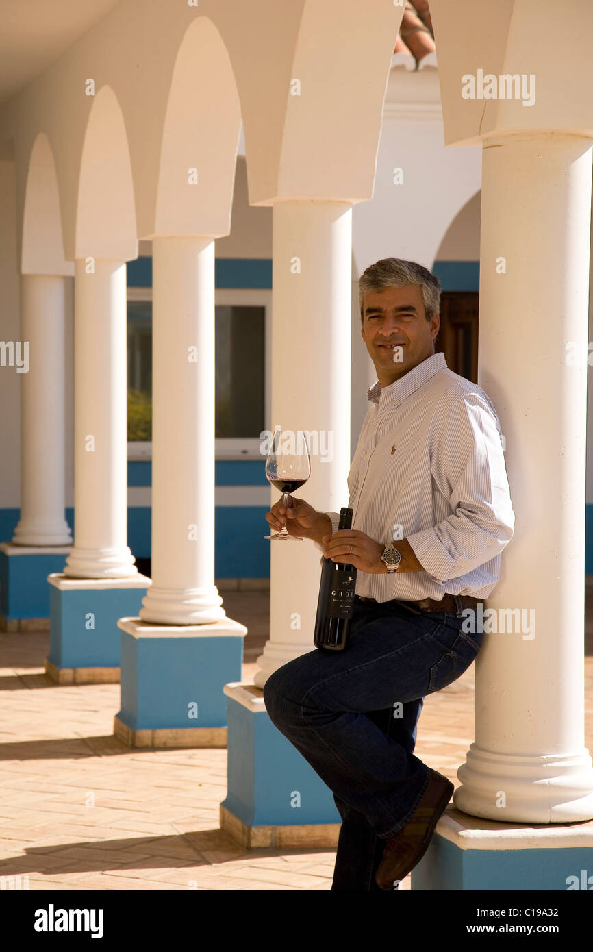 Oenologist, Luis Duarte, winery and country hotel Herdade dos Grous, Crane Manor, Alentejo Region, Portugal, Europe Stock Photo