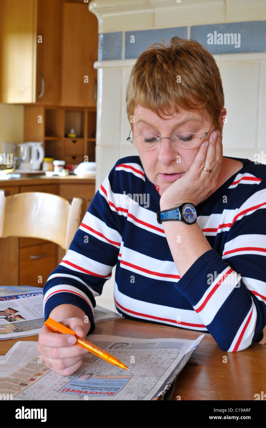 Crossword puzzles hires stock photography and images Alamy