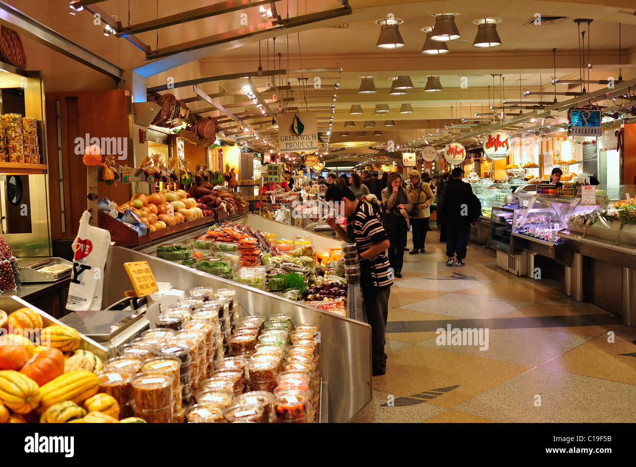 Grand Central Market New York High Resolution Stock Photography And Images Alamy