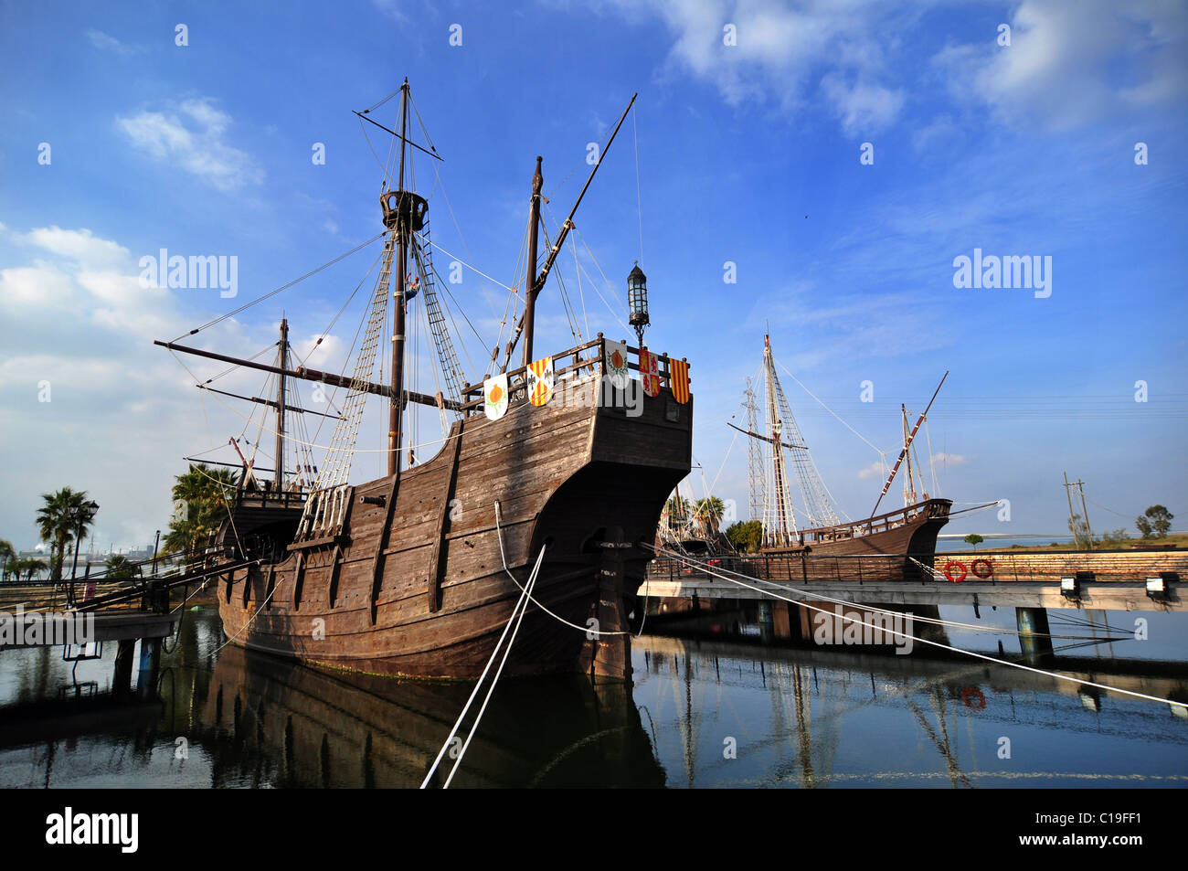 Columbus ships replicas Stock Photo Alamy