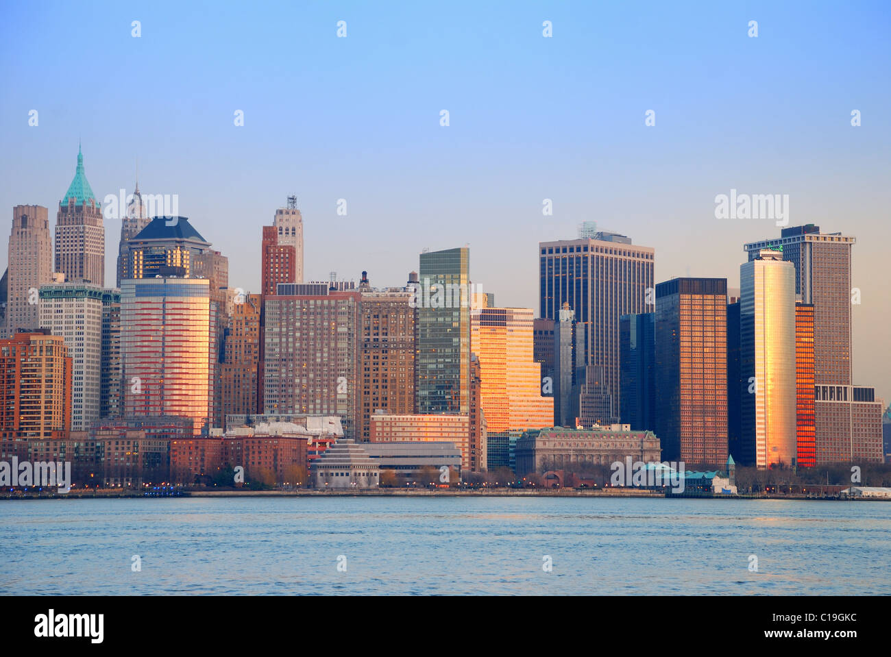 Hudson River Sunset, New York City skyline Stock Photo - Alamy