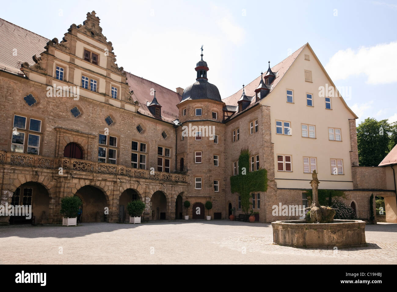 Weikersheim, Baden-Wurttemberg, Germany. Courtyard of 12th century Schloss in medieval town Stock Photo