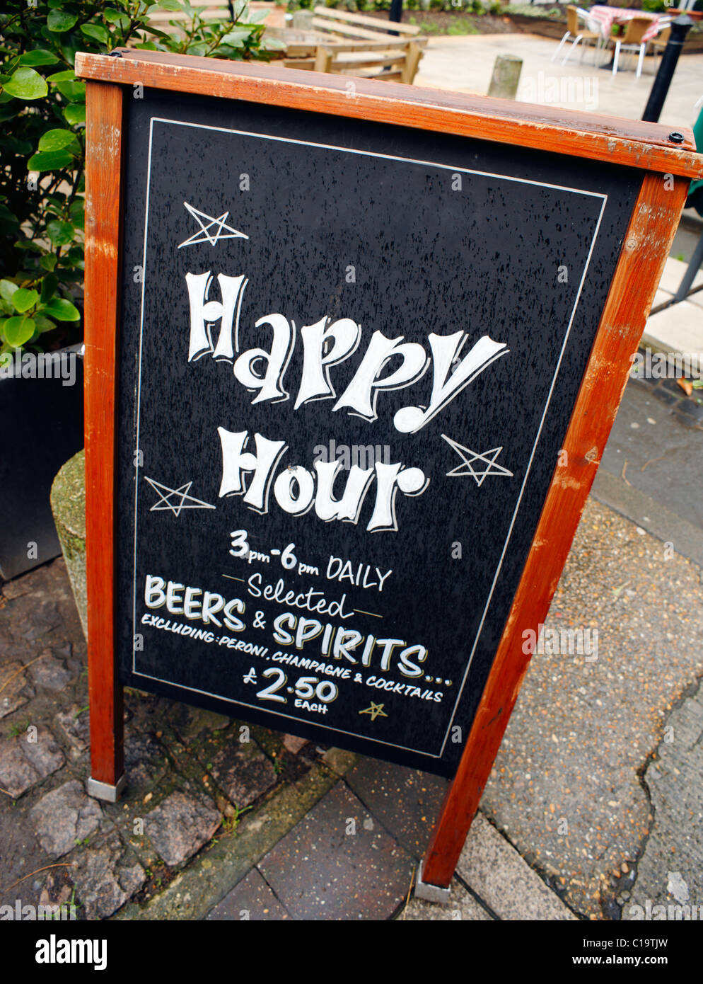 Total 85+ imagem happy hour 2x1 br.thptnganamst.edu.vn